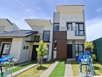 Hunian Modern Minimalis Rasa Resor Kini Hadir di Pinggiran Jakarta