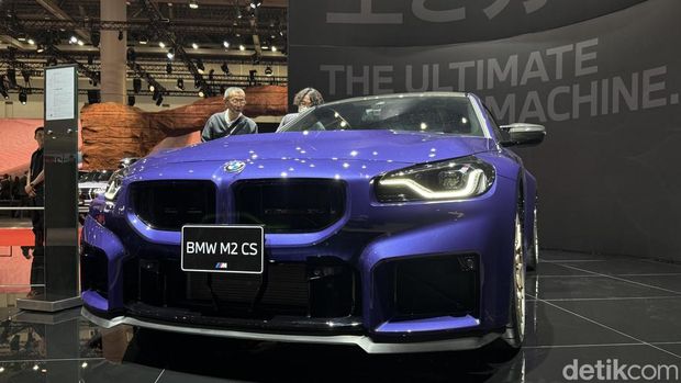 BMW M2 CS edisi spesial Jepang melantai di Japan Mobility Show 2025 BMW M2 CS edisi spesial Jepang melantai di Japan Mobility Show 2025