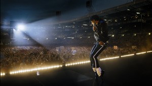 Casting filmnya dilakukan pada tahun 2023, salah satu yang membuat dirinya terpilih karena parasnya mirip dengan Michael dan dianggap lihai meniru setiap detail gerakan sang musisi. Foto: Dok.IMDB