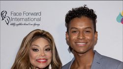 Jaafar Jackson Bergaya Bak Michael Jackson