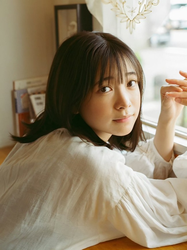 Kasus tersebut menggemparkan Jepang. Imamori pun mengunggah pernyataan di Instagram yang berisi permintaan maaf mendalam kepada penggemar, rekan kerja, dan pihak produksi. “Melalui insiden ini, saya akan merefleksikan kekurangan saya, bertanggung jawab atas tindakan yang mengkhianati kepercayaan yang diberikan kepada saya, dan menjalani hidup dengan lebih tulus, tulisnya. (Foto: Instagram/@maya_imamori_17)