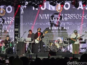 Penampilan Kunto Aji Bikin Penonton Galau di WJF 2025