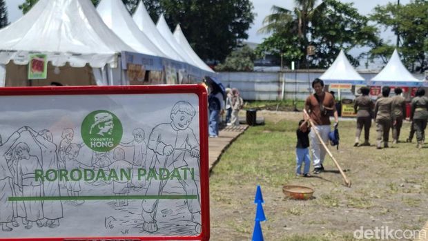Permainan tradisional di WJF 2025