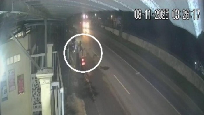 Pencurian motor warga Pasuruan terekam CCTV