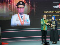 Gubernur Sulsel Raih Penghargaan Pemimpin Inovatif dan Transformatif