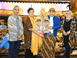 Waka MPR Sosialisasikan 4 Pilar Kebangsaan Lewat Pagelaran Wayang Kulit