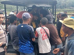 Detik-detik Mengerikan Petani Nagekeo Tewas Tersambar Petir di Depan Istri