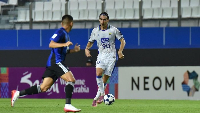 Prediksi Susunan Pemain Persib Bandung Vs Bangkok United