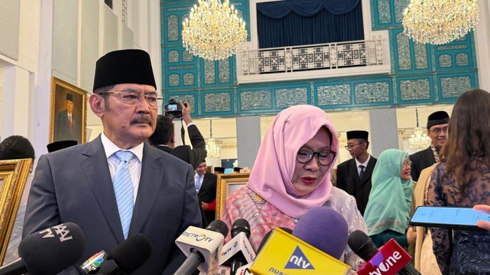 Bambang Trihatmodjo dan Tutut Soeharto di Istana (Eva/detikcom)