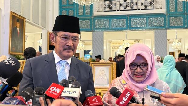 Bambang Trihatmodjo dan Tutut Soeharto di Istana (Eva/detikcom)