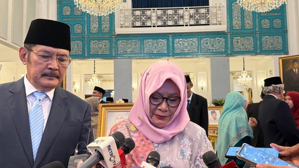 Gelar Pahlawan Soeharto