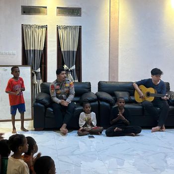 Bripda Chardes kelola pesantren untuk anak-anak Sorong Papua