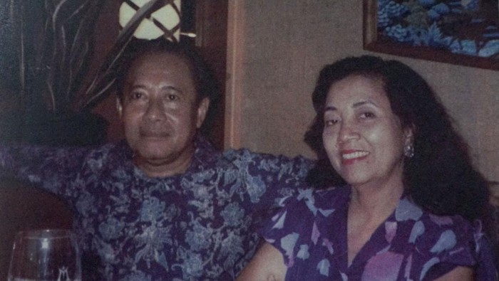 Sutomo alias Bung Tomo dan istrinya, Sulistina Sutomo