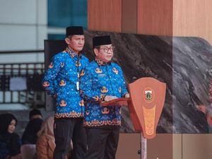 Upacara Hari Pahlawan, Pramono Singgung Kemerdekaan Tak Jatuh dari Langit