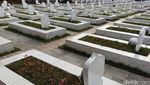 Apa Hukum Ziarah ke Makam Pahlawan Menurut Pandangan Islam?