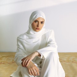 Makna dan Lirik Lagu This Is Who I Am-Jaqlyn, Penyanyi Muslimah dari Austria