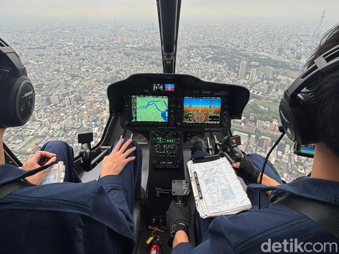 Keliling Tokyo menggunakan Helicopter bersama Lexus Indonesia.