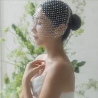 Kim Ok Vin mengawali kariernya lewat kontes kecantikan online, yang diadakan Naver pada tahun 2004. Lama tak terlihat di layar kaca, ia terakhir kali membintangi drama Korea Love to Hate You pada tahun 2023. Foto: dok. Instagram @kimokvin