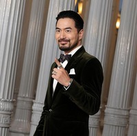 Sebelumnya Lee Jin Wook pernah tampil dengan kumis dan janggut tebal di drama Korea Bulgasal. Namun, netizen Korea menyorot Lee Jin Wook juga mengalami kenaikan berat badan. Foto: Getty Images