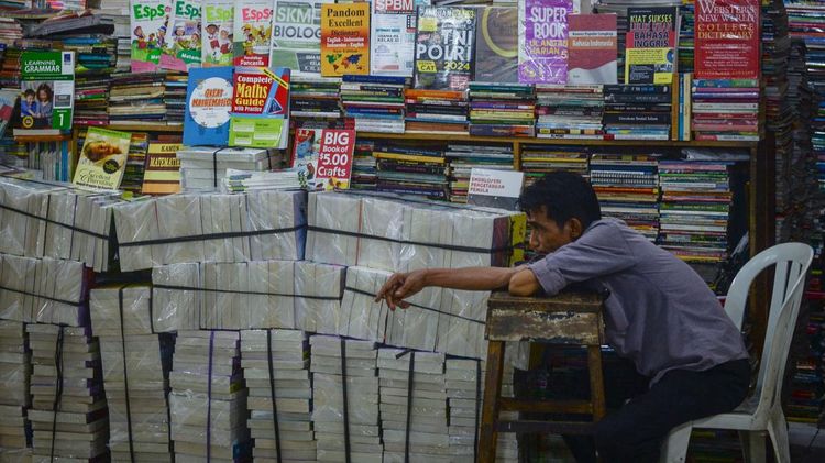 Lesu Pembeli, Pasar Buku Kwitang Tinggal Kenangan Kejayaan Masa Lalu