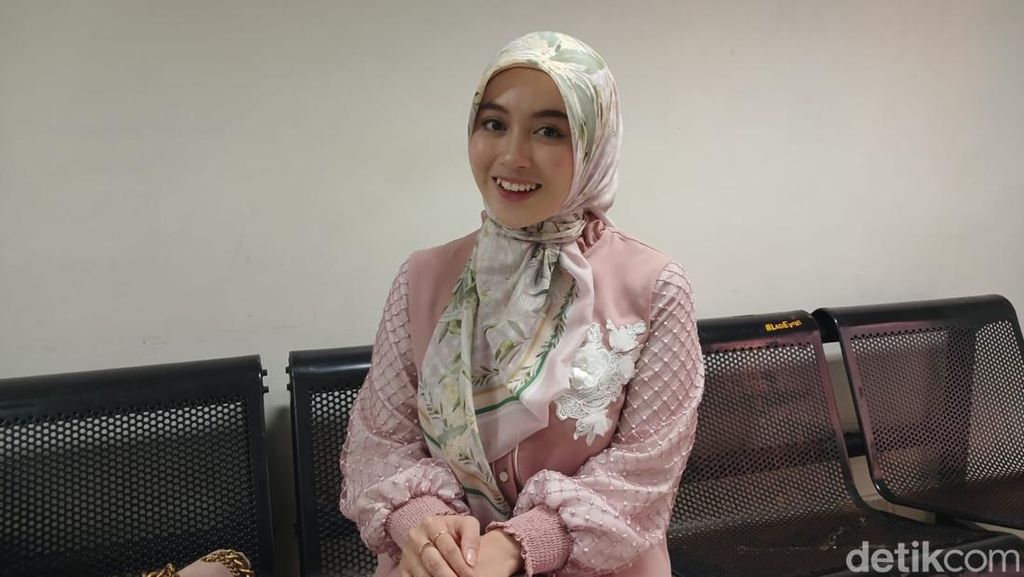 Keseriusan Nabilah Eks JKT48 Perdalam Islam hingga Jadi Aktivis Kemanusiaan