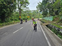 Truk Rem Blong Tabrak 2 Motor dan Pikap di Bejen Temanggung, 1 Orang Tewas