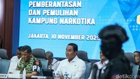 Diketahui total kawasan atau kampung rawan narkotika yang menjadi sasaran sebanyak 53 lokasi yang terdapat di 34 provinsi.
