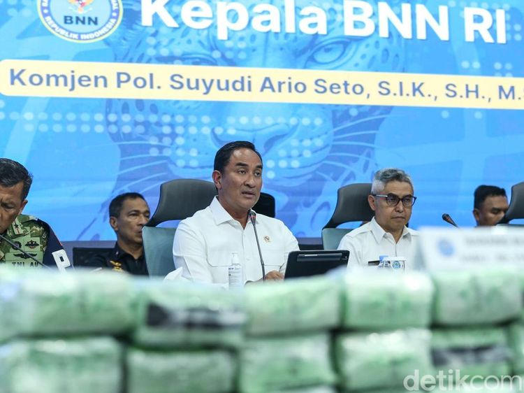Operasi Kilat BNN Amankan Ribuan Pelaku-Ratusan Kilogram Narkoba di 34 Provinsi