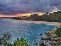 Menjelajahi Pantai Watu Bella, Surga Tersembunyi di Tanah Sumba NTT