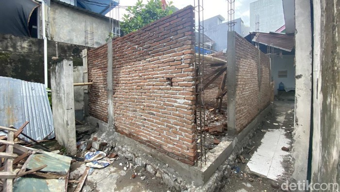 Pembangunan toilet sekolah yang menelan anggaran Rp 166 juta di Parepare.