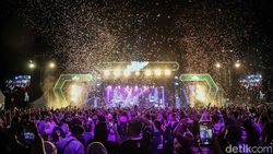 Penampilan Nassar Tutup West Java Festival 2025 dengan Meriah