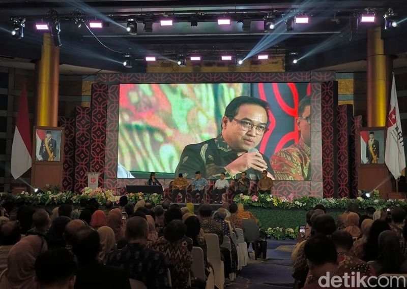 Peneliti virus dengue R. Tedjo Sasmono, S.Si., Ph.D. Peneliti virus dengue R. Tedjo Sasmono, S.Si., Ph.D.