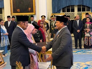 Daftar Lengkap 10 Tokoh yang Resmi Dianugerahi Gelar Pahlawan oleh Prabowo
