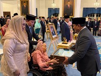 10 Tokoh Penerima Gelar Pahlawan Hari Ini: Ada Soeharto, Gus Dur-Marsinah