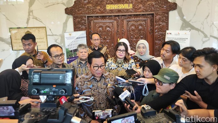 Pramono Anung di Balai Kota