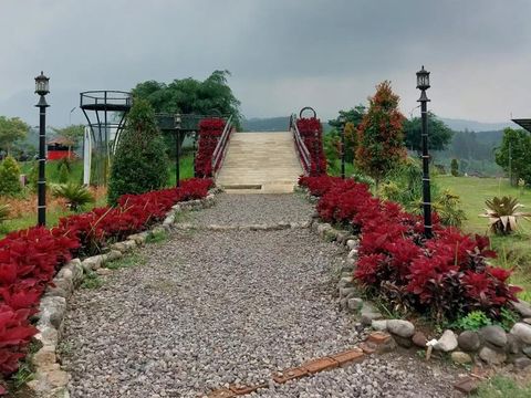 Rainbow Garden Poetoek Soeko