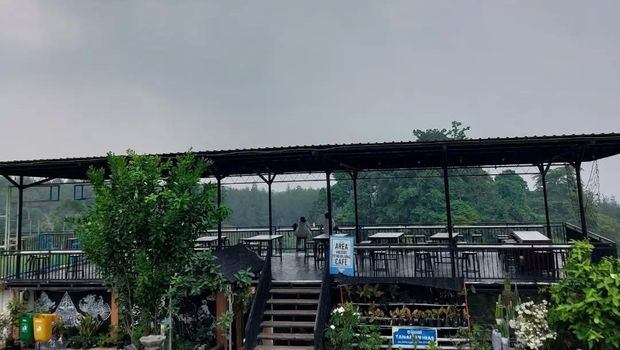 Rainbow Garden Poetoek Soeko