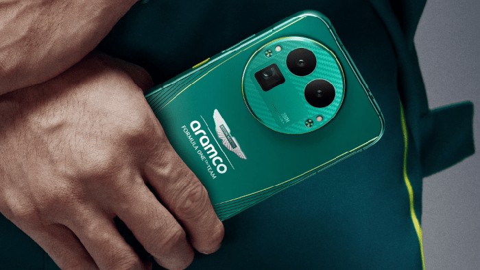 Realme GT 8 Pro Aston Martin F1 Edition