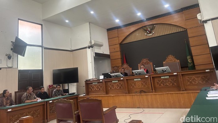 Sidang praperadilan kasus korupsi pengadaan lahan Jalan Tol Trans Sumatera (JTTS) (Kadek/detikcom).