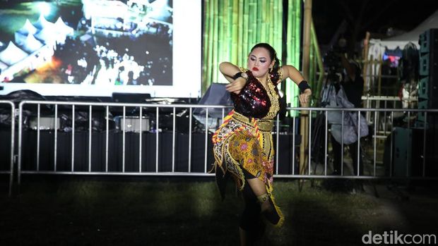 Tari Berokan Indramayu