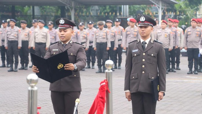Upacara Hari Pahlawan Polres Pasuruan