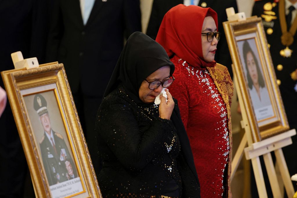 Upacara penganugerahan gelar pahlawan Nasional Tahun 2025, Istana Negara, Senin (10/11/2025). (REUTERS/Ajeng Dinar Ulfiana)