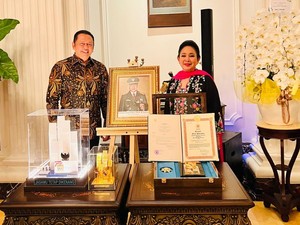 Bamsoet Puji Prabowo Anugerahkan Gelar Pahlawan Nasional ke Soeharto