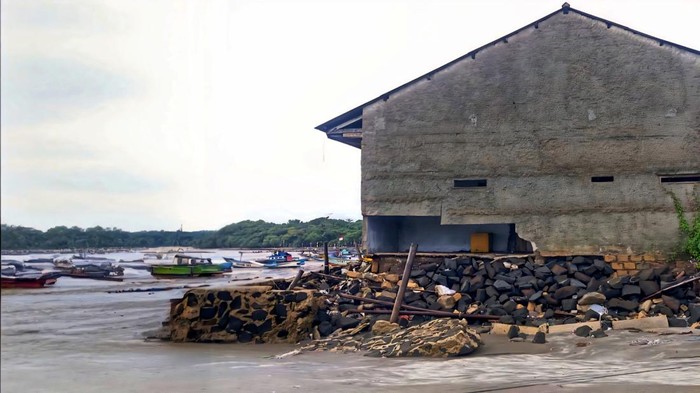 Banjir rob di Sukabumi