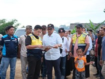 Bupati Faiz Optimistis Problem Pengangguran Batang Tuntas di 2027