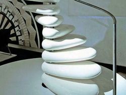 Foto Tangga Paling Aneh dan Berbahaya, Salah Langkah Bisa Beda Alam