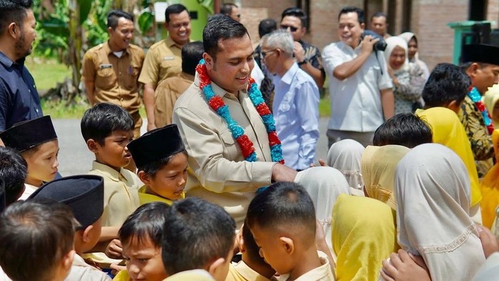 Legislator Gerindra Tinjau Penyaluran MBG di Kampar Riau