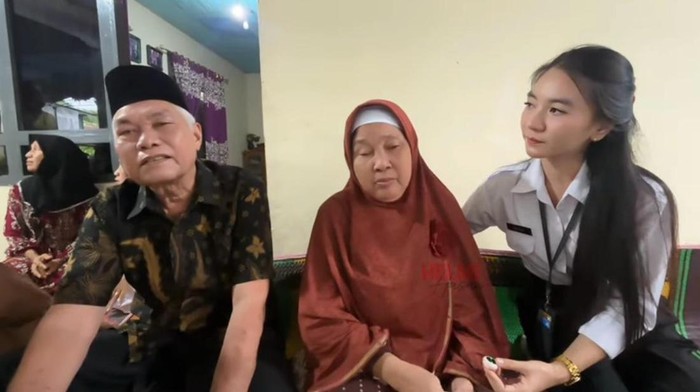 Keluarga Adelia di Bengkulu