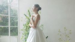 Kim Ok Bin Menawan Pamer Gaun Putih Jelang Menikah