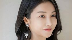 Kim Ok Bin Menawan Pamer Gaun Putih Jelang Menikah